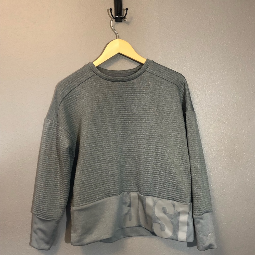 Gray Nike DriFit Crewneck Sweatwr